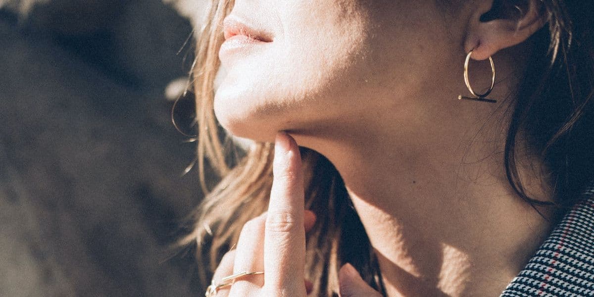 Neck Liposuction Versus a Neck Lift: Which Procedure is the Most Appropriate for Me?